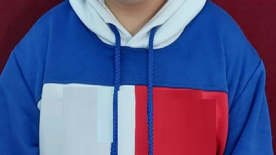 Ortaokul Okul Kıyafetimiz.